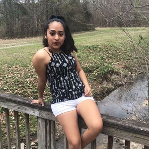 Meet your Posher, Nancy